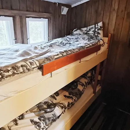 6 Person In Halden-by Traum