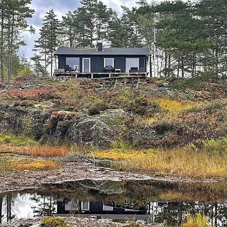 6 Person In Halden-by Traum